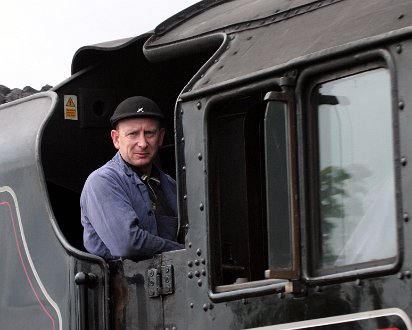 The-Sherwood-Forrest-On-Forth-Rail-Bridge-2011-6
