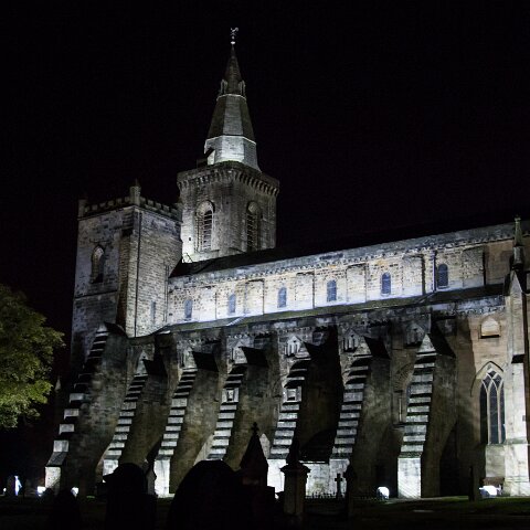 Dunfermline-Abbey-Floodlight-2