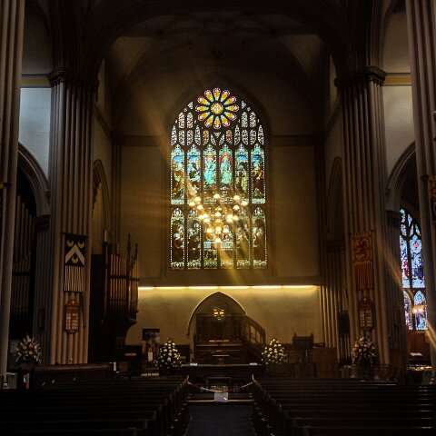 Dunfermline-Abbey-Interior-2