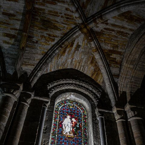 Dunfermline-Abbey-Interior-4