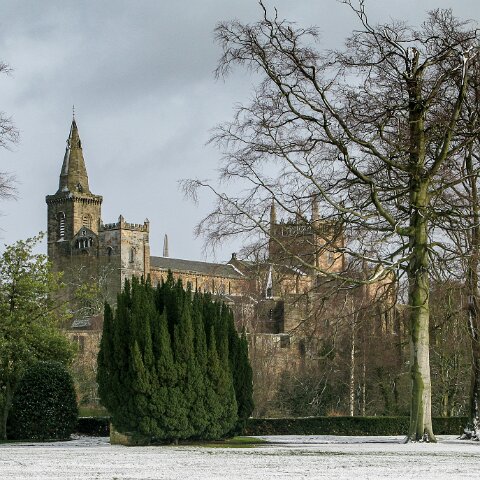 Dunfermline-Abbey-Winter-8