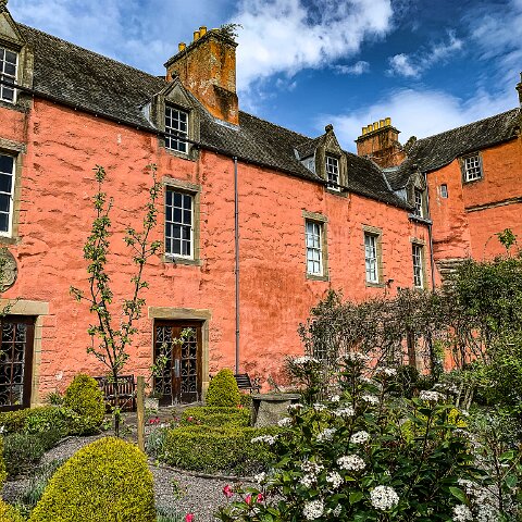Dunfermline-Abbot-House-15
