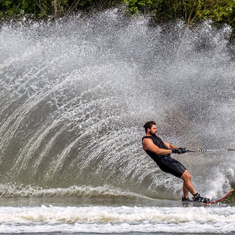 Dunfermline-Townhill-Loch-Water-Skiing-1