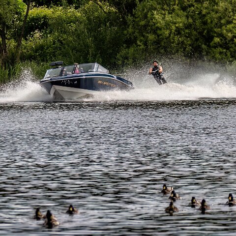 Dunfermline-Townhill-Loch-Water-Skiing-2