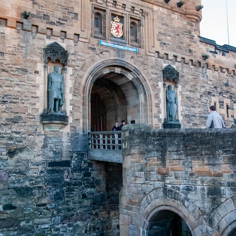 Edinburgh-Castle-2