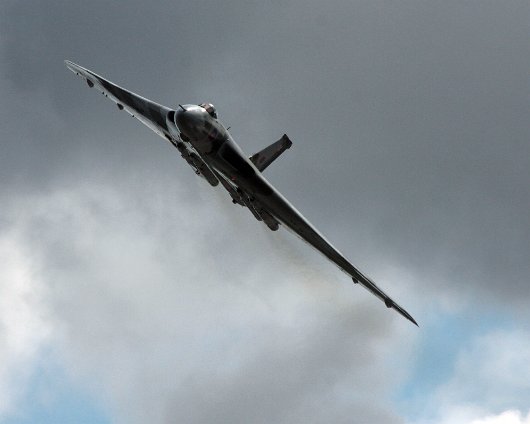 Vulcan-Bomber-Leuchars-12-2010-09-11