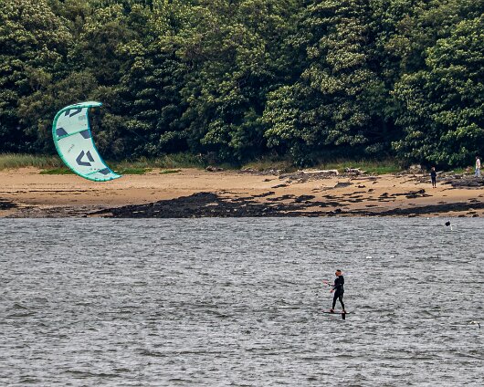 Kite-Surfing-River-Forth-2