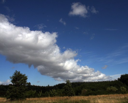 Clouds-Birnie-Loch-9