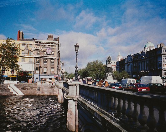 Dublin-O'Connell-Bridge-1