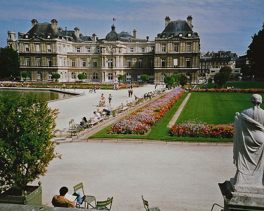 Paris-Luxembourg-Gardens-1