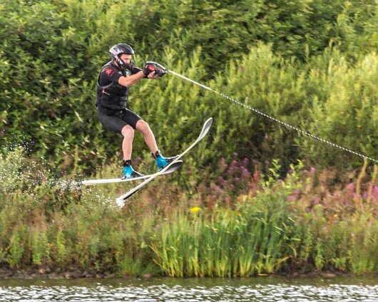 Waterskiing-Townhill-Loch-15