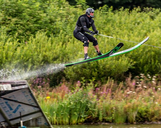 Waterskiing-Townhill-Loch-18