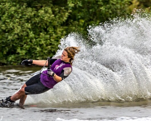 Waterskiing-Townhill-Loch-Dunfermline-2013-14