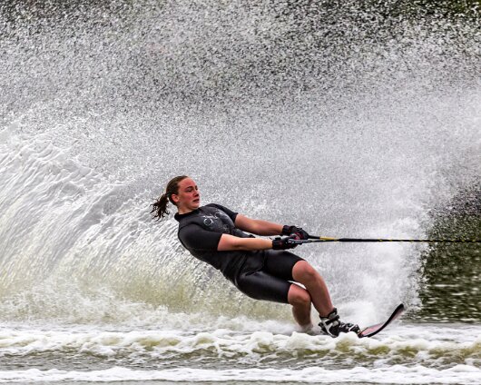 Waterskiing-Townhill-Loch-10