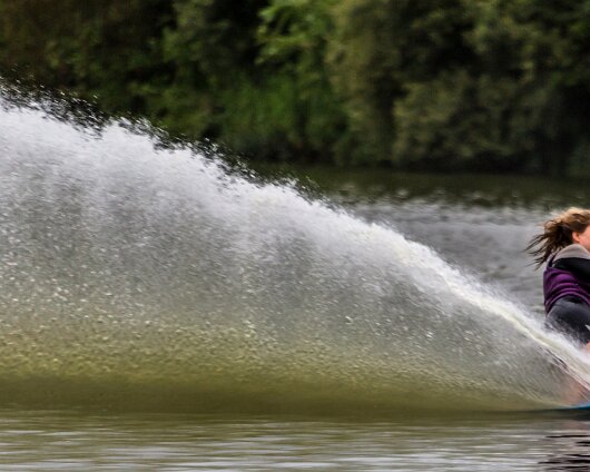 Waterskiing-Townhill-Loch-11