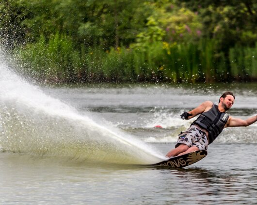 Waterskiing-Townhill-Loch-Dunfermline-2014-3