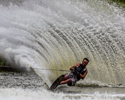 Waterskiing-Townhill-Loch-Dunfermline-2014-5