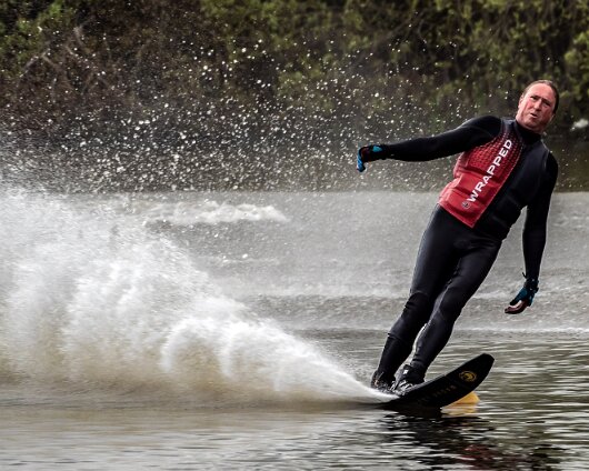 Waterskiing-Townhill-Loch-11
