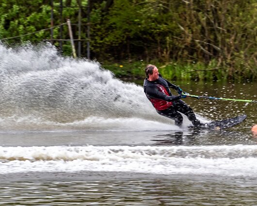 Waterskiing-Townhill-Loch-12