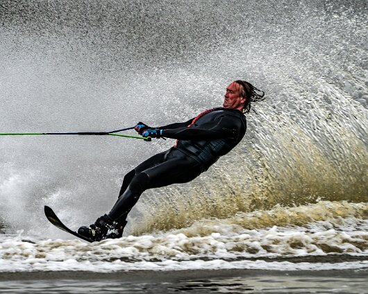 Waterskiing-Townhill-Loch-14