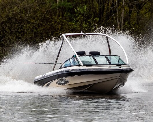 Waterskiing-Townhill-Loch-9
