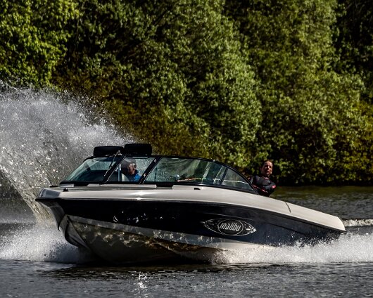 Waterskiing-Townhill-Loch-11