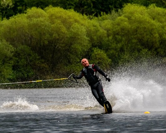 Waterskiing-Townhill-Loch-12