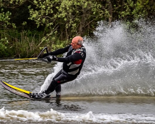 Waterskiing-Townhill-Loch-4