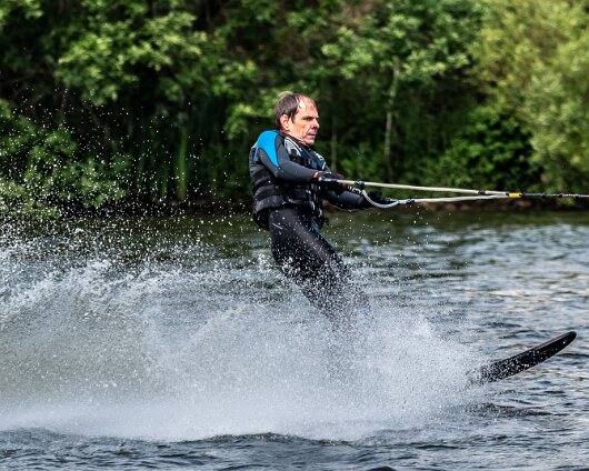 Waterskiing-Townhill-Loch-10