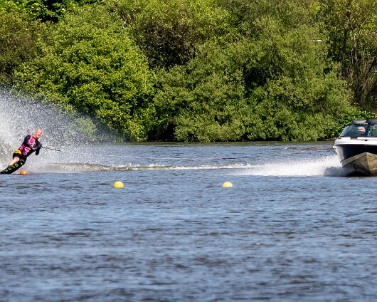 Waterskiing-Townhill-Loch-15