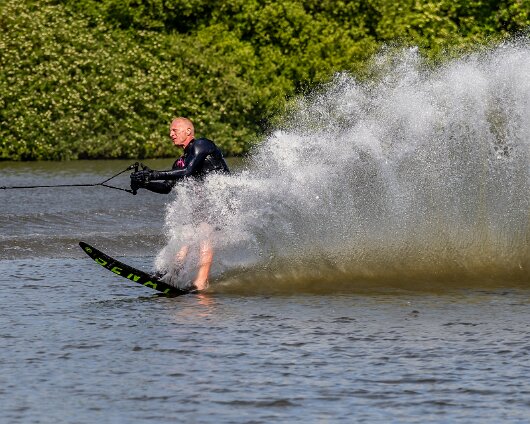 Waterskiing-Townhill-Loch-8