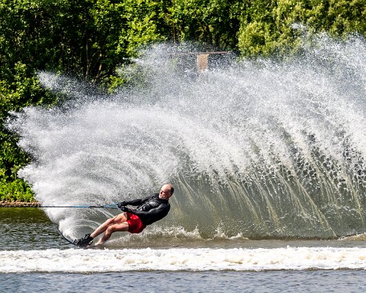 Waterskiing-Townhill-Loch-20