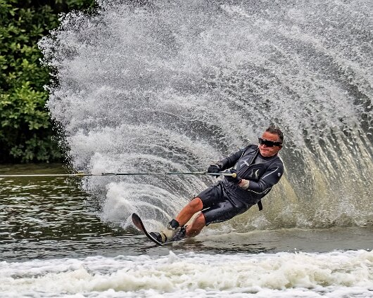 Waterskiing-Townhill-Loch-11