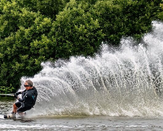 Waterskiing-Townhill-Loch-12