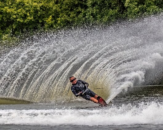Waterskiing-Townhill-Loch-7