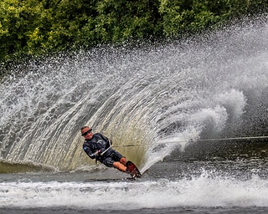 Waterskiing-Townhill-Loch-8