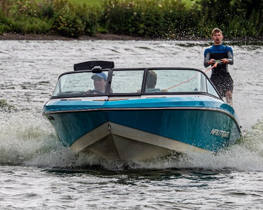 Waterskiing-Townhill-Loch-16