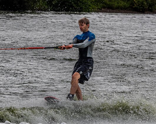 Waterskiing-Townhill-Loch-17