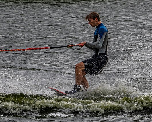 Waterskiing-Townhill-Loch-19