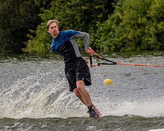 Waterskiing-Townhill-Loch-6