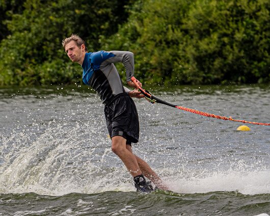 Waterskiing-Townhill-Loch-7