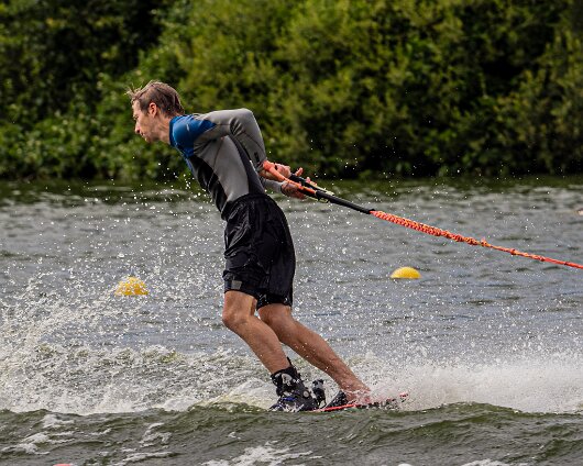 Waterskiing-Townhill-Loch-8