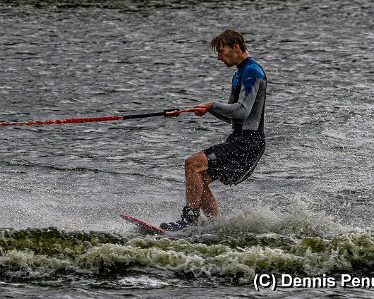 Waterskiing-Townhill-Loch-19