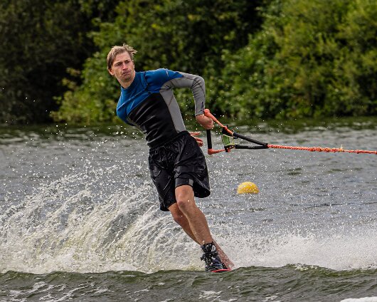 Waterskiing-Townhill-Loch-6